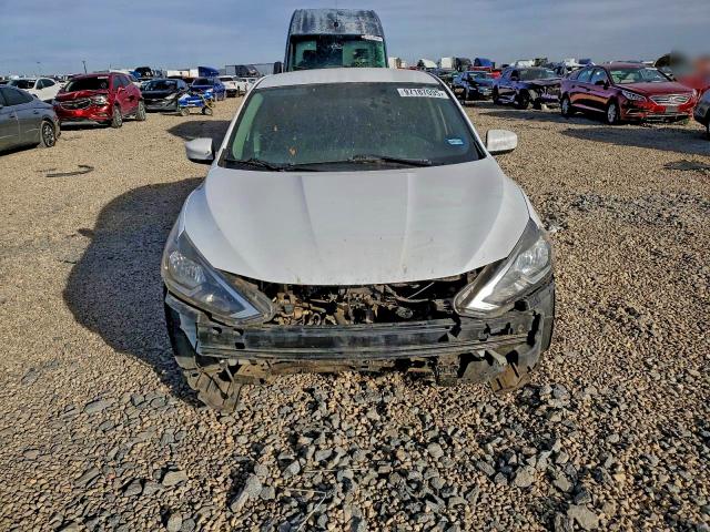 Photo 5 from auction – 2019 NISSAN SENTRA with VIN 3N1AB7AP7KY311570