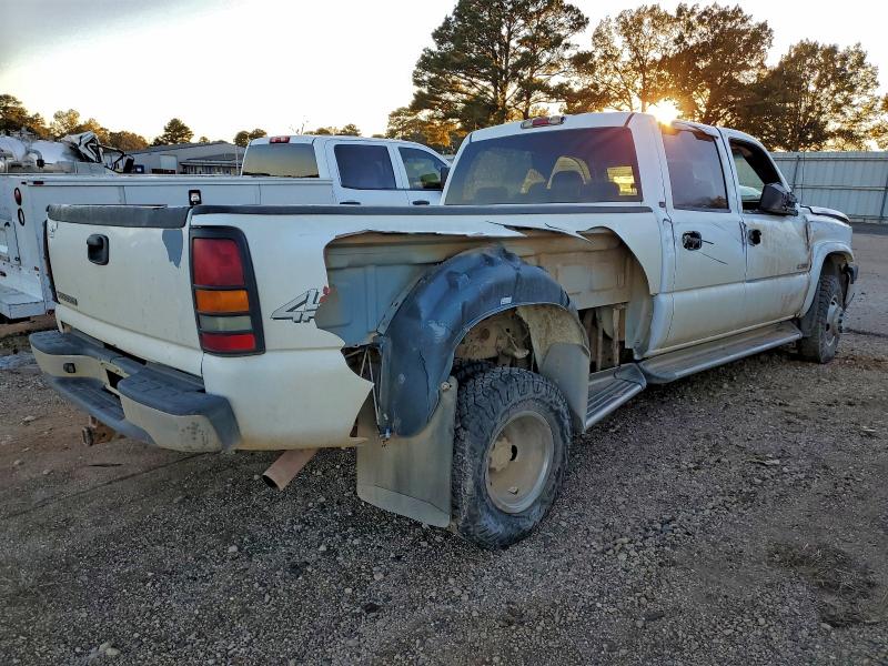 Photo 3 from auction – 2007 CHEVROLET SILVERADO with VIN 1GCJK33G87F126154