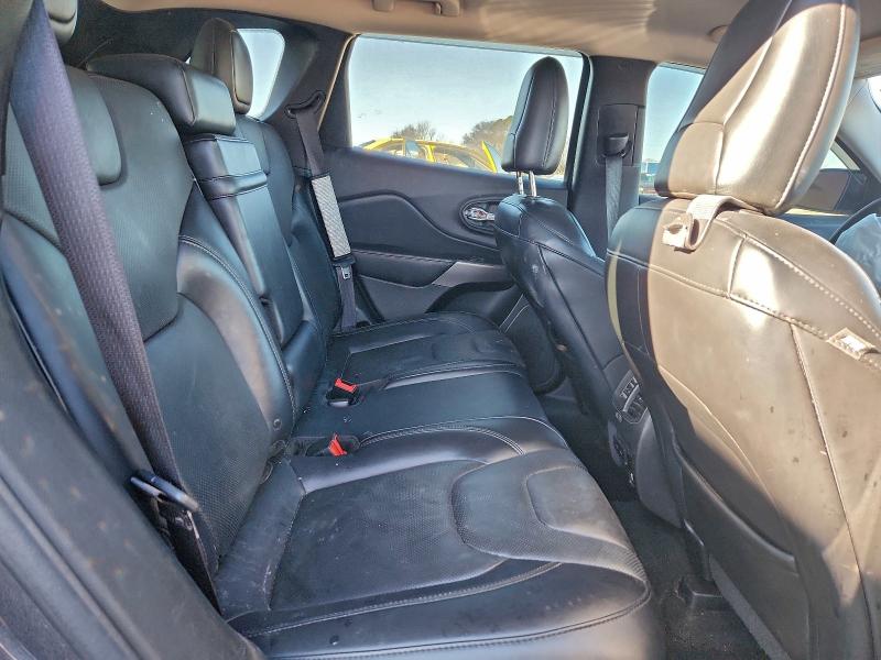 Photo 11 from auction – 2019 JEEP CHEROKEE L with VIN 1C4PJLDB0KD380879
