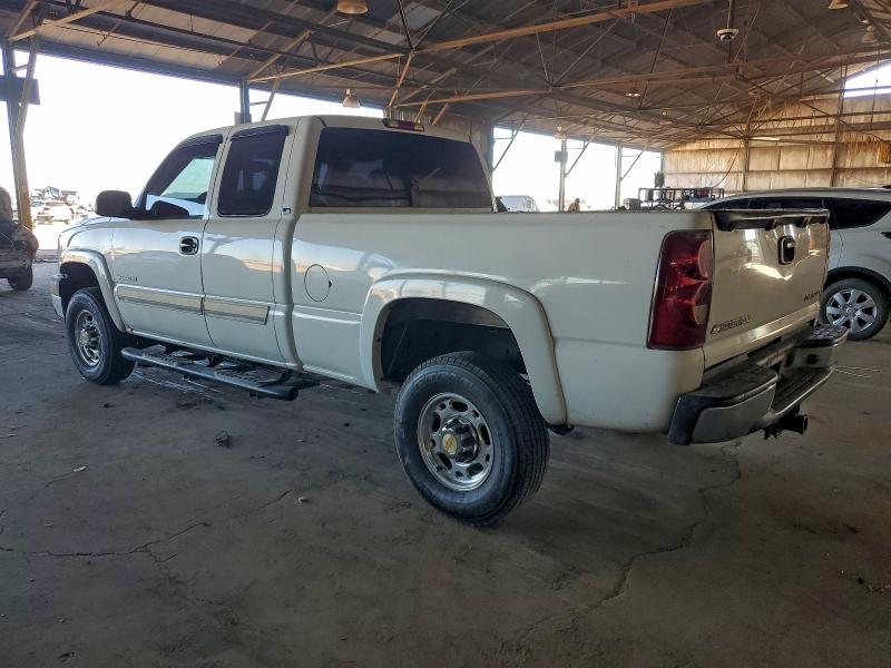 Photo 2 from auction – 2004 CHEVROLET SILVERADO with VIN 1GCHC29U04E338406