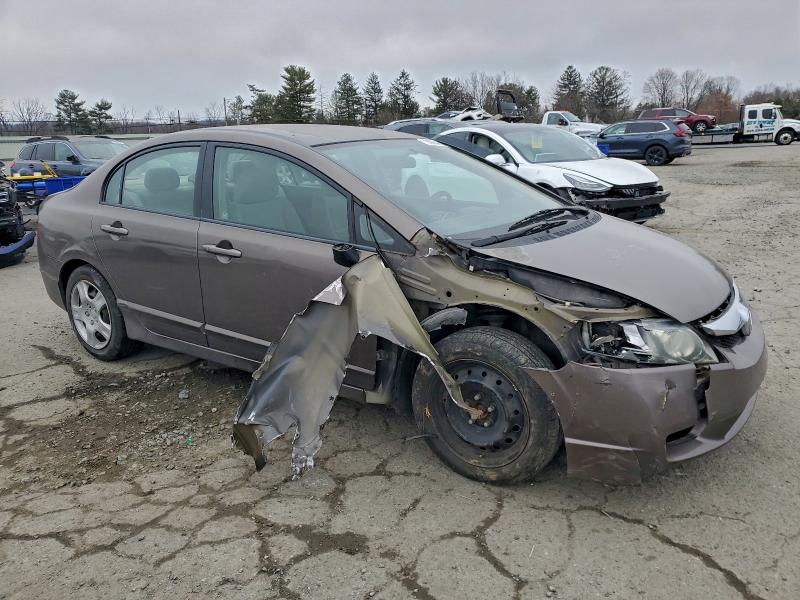 Photo 4 from auction – 2010 HONDA CIVIC with VIN 2HGFA1F53AH559475