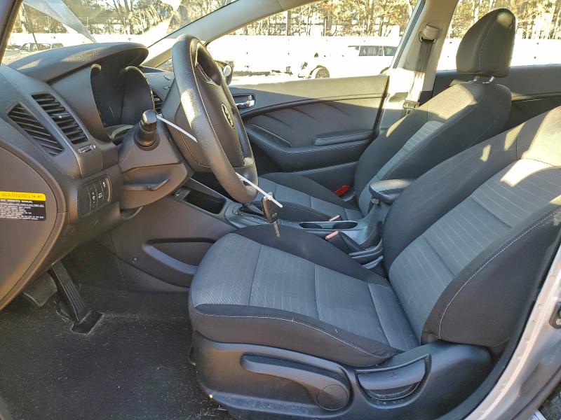 Photo 7 from auction – 2016 KIA FORTE LX with VIN KNAFK5A86G5637314