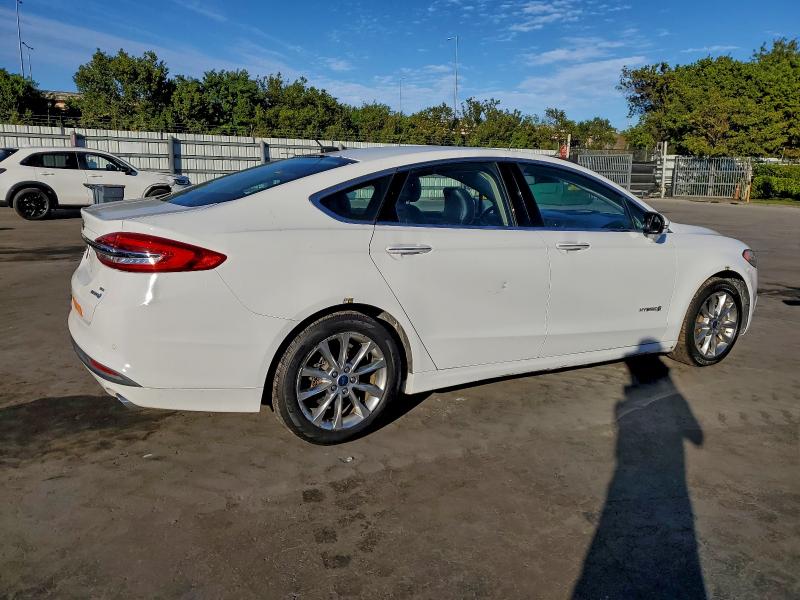 Photo 3 from auction – 2017 FORD FUSION SE with VIN 3FA6P0LU2HR359565
