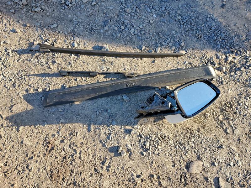 Фото 12 с аукциона – 2024 BMW 230XI с VIN 3MW33CM00R8D97645