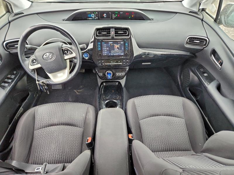 Photo 8 from auction – 2018 TOYOTA PRIUS PRIM with VIN JTDKARFPXJ3071611