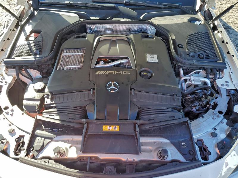 Photo 11 from auction – 2019 MERCEDES-BENZ E 63 AMG-S with VIN WDDZF8KB5KA521396