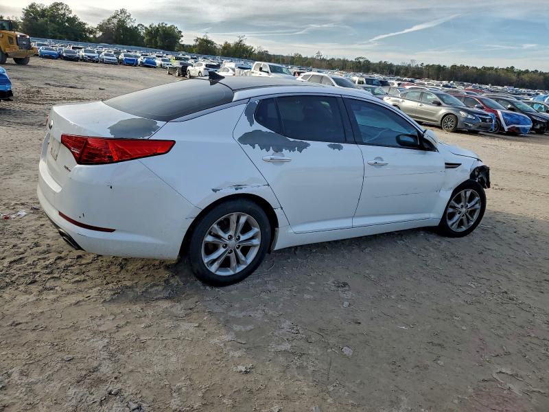 Photo 3 from auction – 2013 KIA OPTIMA EX with VIN 5XXGN4A76DG220122