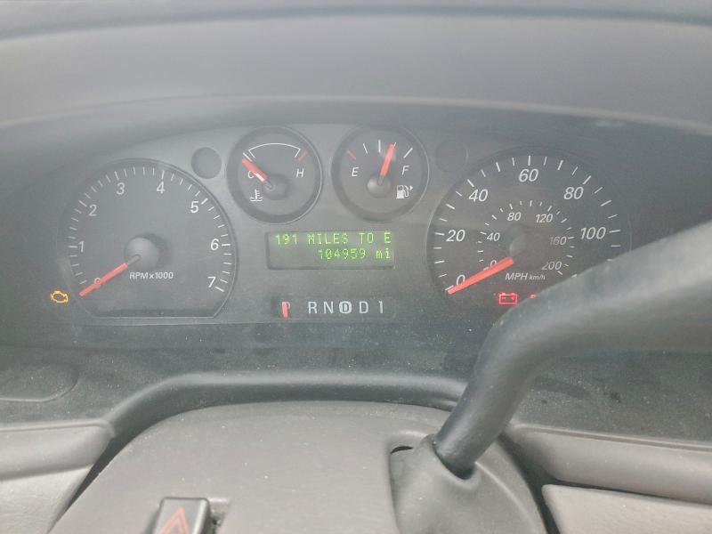 Photo 9 from auction – 2005 FORD TAURUS SE with VIN 1FAFP53235A240893
