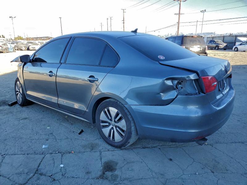 Photo 2 from auction – 2014 VOLKSWAGEN JETTA SE with VIN 3VWD17AJ0EM275528