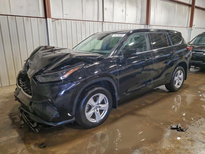 TOYOTA HIGHLANDER 2023 with VIN 5TDKDRBH8PS526372 - Photo from auction