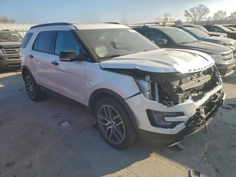 Photo 4 from auction – 2016 FORD EXPLORER S with VIN 1FM5K8GT8GGB94644