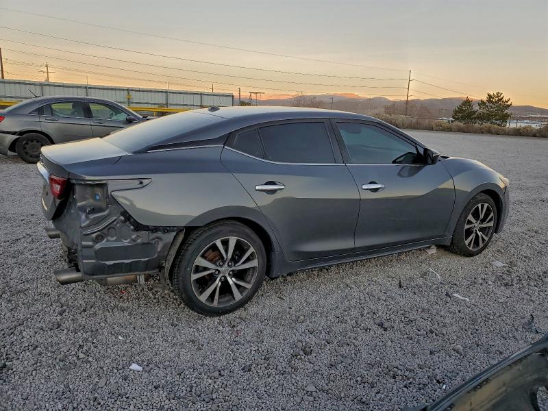 Photo 3 from auction – 2017 NISSAN MAXIMA 3.5 with VIN 1N4AA6AP9HC391049