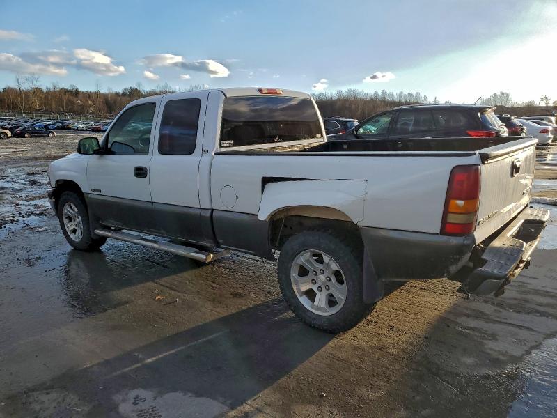 Photo 2 from auction – 2001 CHEVROLET SILVERADO with VIN 1GCEK19V31Z223439