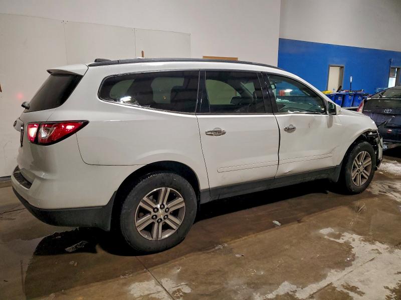 Photo 3 from auction – 2017 CHEVROLET TRAVERSE L with VIN 1GNKRGKD0HJ312257