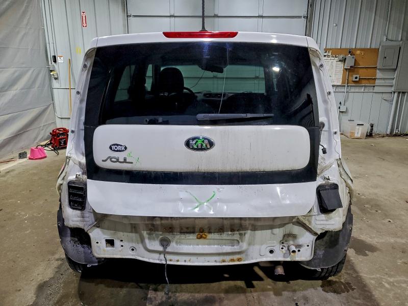 Photo 6 from auction – 2016 KIA SOUL with VIN KNDJN2A28G7822516
