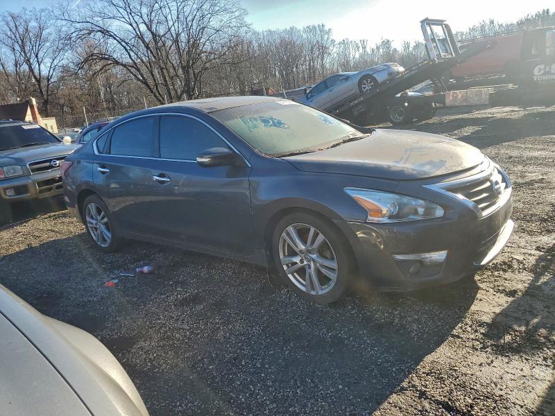 Photo 4 from auction – 2013 NISSAN ALTIMA 3.5 with VIN 1N4BL3AP6DC137239
