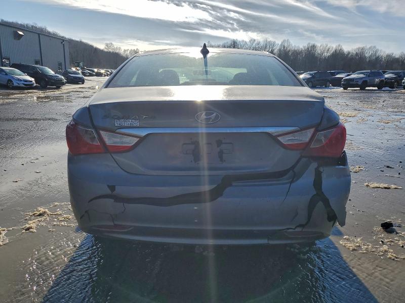 Photo 6 from auction – 2011 HYUNDAI SONATA GLS with VIN 5NPEB4AC9BH156947