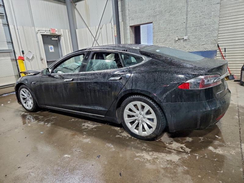 Photo 2 from auction – 2017 TESLA MODEL S with VIN 5YJSA1E28HF190746