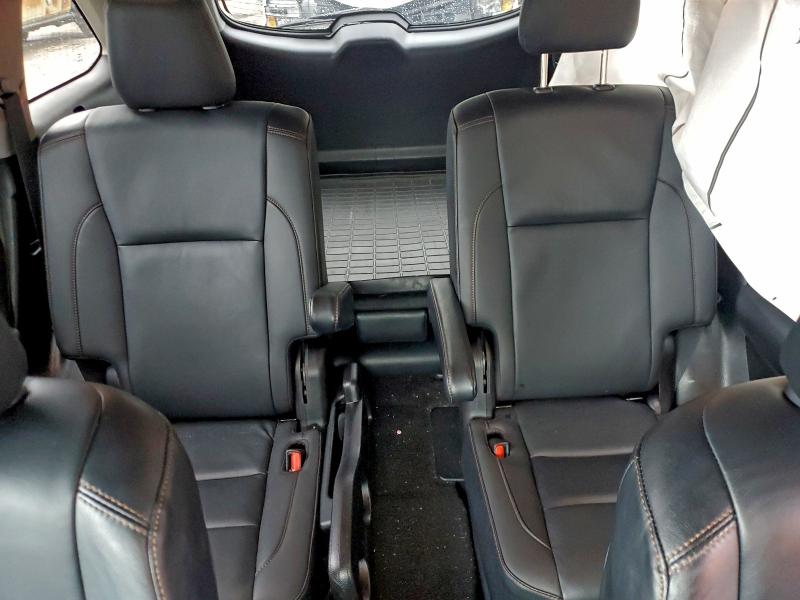 Photo 10 from auction – 2019 TOYOTA HIGHLANDER with VIN 5TDKZRFH4KS552259