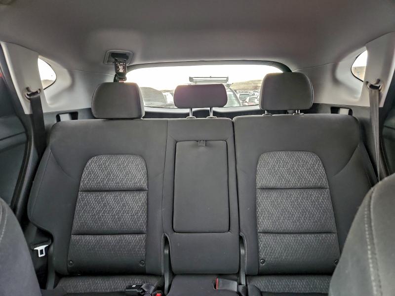 Photo 10 from auction – 2017 HYUNDAI TUCSON LIM with VIN KM8J3CA4XHU274577