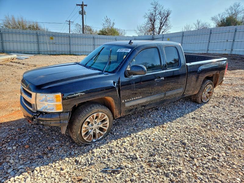 CHEVROLET SILVERADO 2007 with VIN 2GCEC190571707759 - Photo from auction