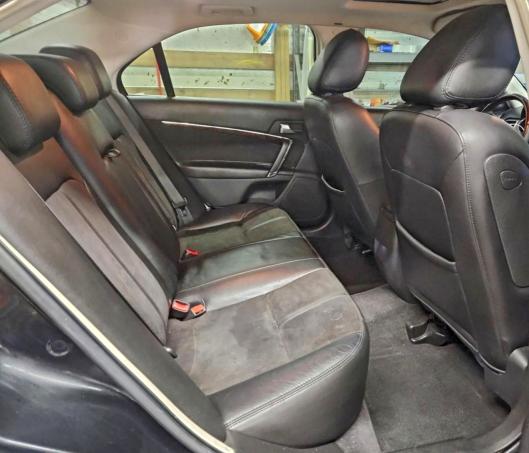 Photo 10 from auction – 2010 LINCOLN MKZ with VIN 3LNHL2GC4AR627304