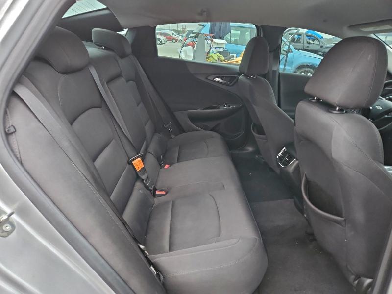Photo 10 from auction – 2018 CHEVROLET MALIBU LT with VIN 1G1ZD5ST2JF156421