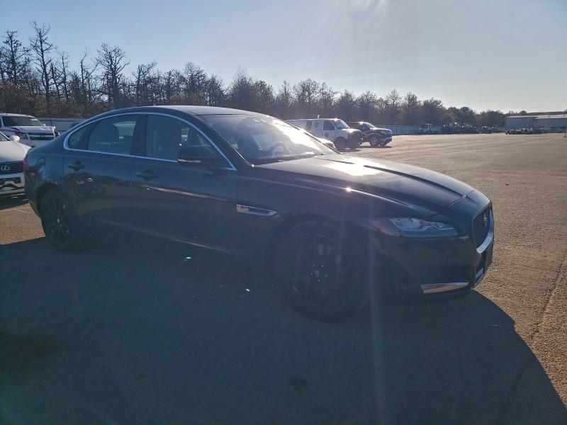 Photo 4 from auction – 2016 JAGUAR XF PRESTIG with VIN SAJBK4BV5GCY18787