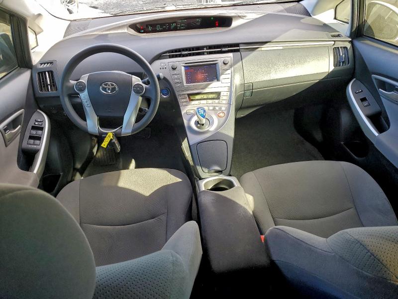 Photo 8 from auction – 2015 TOYOTA PRIUS with VIN JTDKN3DU8F0452389