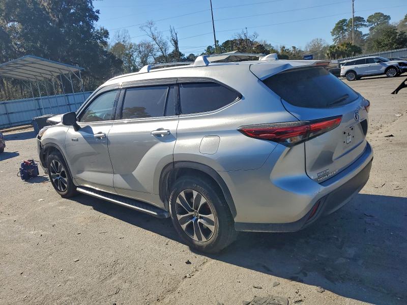 Zdjęcie 2 z aukcji – 2021 TOYOTA HIGHLANDER z VIN 5TDGARAH8MS009486
