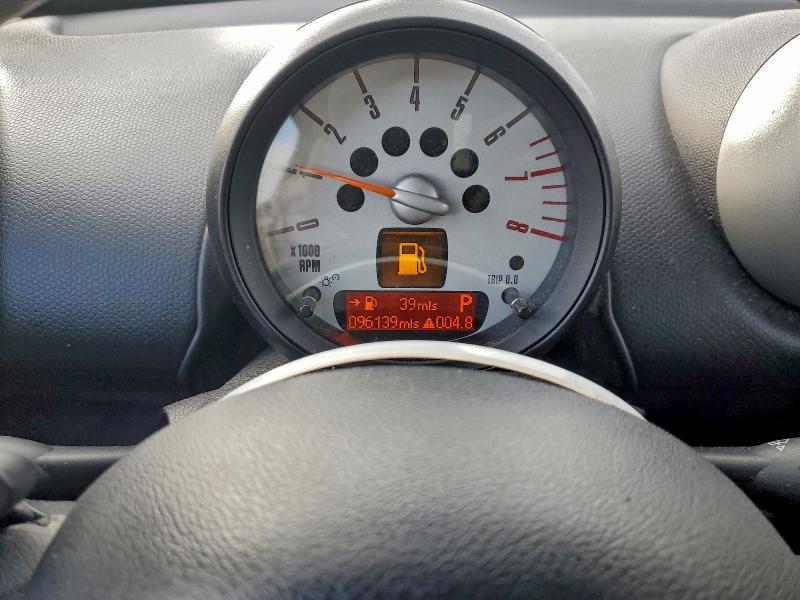 Photo 9 from auction – 2011 MINI COOPER S C with VIN WMWZC5C52BWL53503