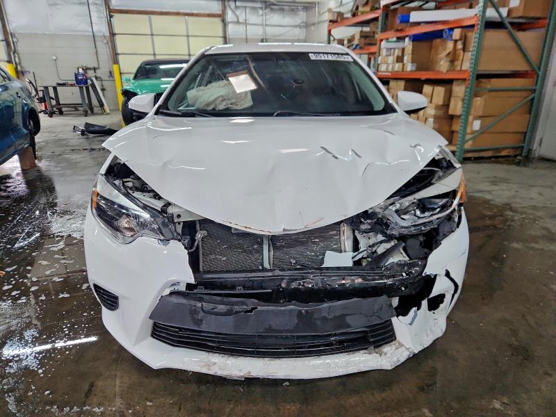 Photo 5 from auction – 2016 TOYOTA COROLLA with VIN 5YFBURHE0GP390681