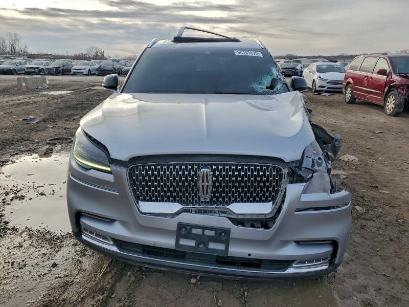 Photo 5 from auction – 2020 LINCOLN AVIATOR RE with VIN 5LM5J7XC5LGL20219