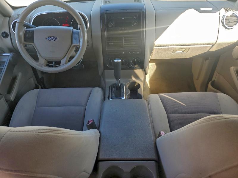 Photo 8 from auction – 2007 FORD EXPLORER X with VIN 1FMEU73E87UB09248