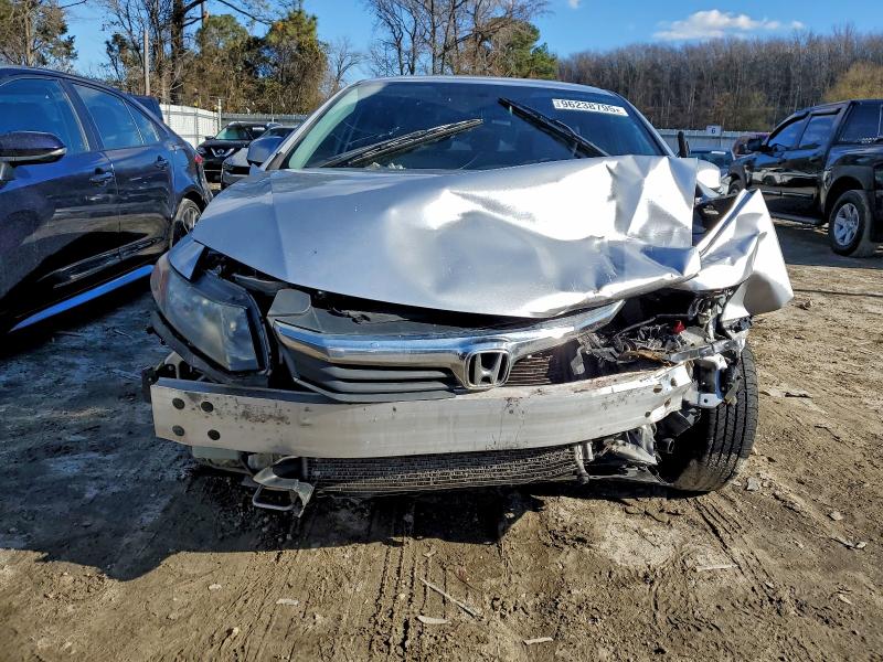 Photo 5 from auction – 2012 HONDA CIVIC LX with VIN 19XFB2F54CE352402