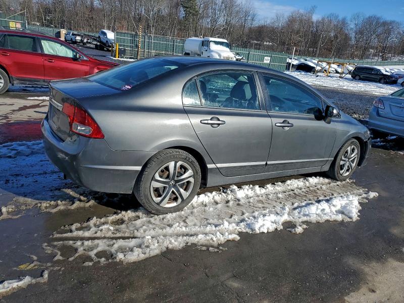 Photo 3 from auction – 2011 HONDA CIVIC LX with VIN 2HGFA1F55BH503796