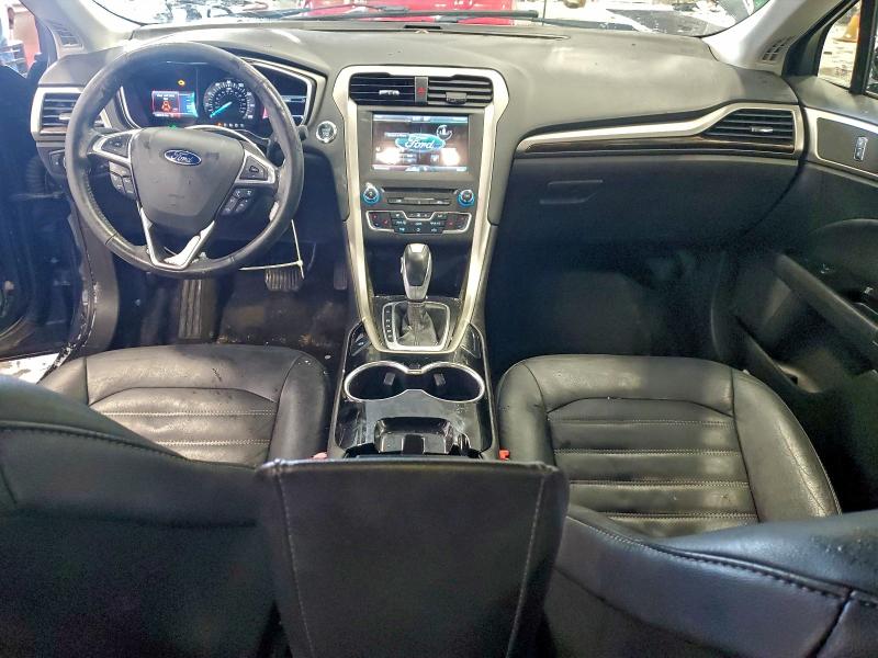 Photo 8 from auction – 2016 FORD FUSION with VIN 3FA6P0HD8GR353888