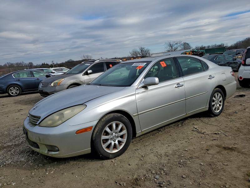 LEXUS ES 330 2004 with VIN JTHBA30GX40001066 - Photo from auction