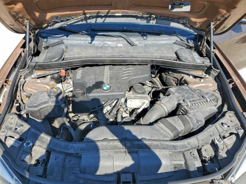 Photo 11 from auction – 2015 BMW X1 SDRIVE2 with VIN WBAVM1C59FV319364