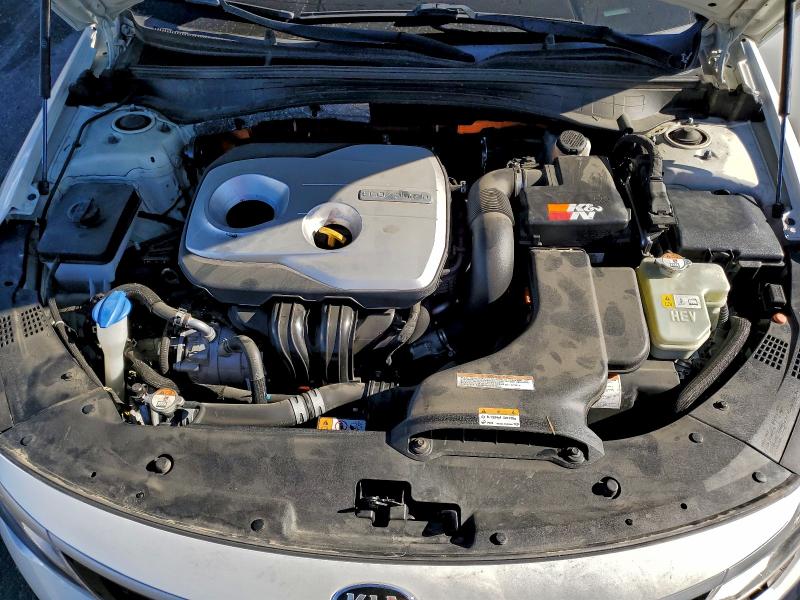 Photo 11 from auction – 2017 KIA OPTIMA PLU with VIN KNAGV4LDXH5014053