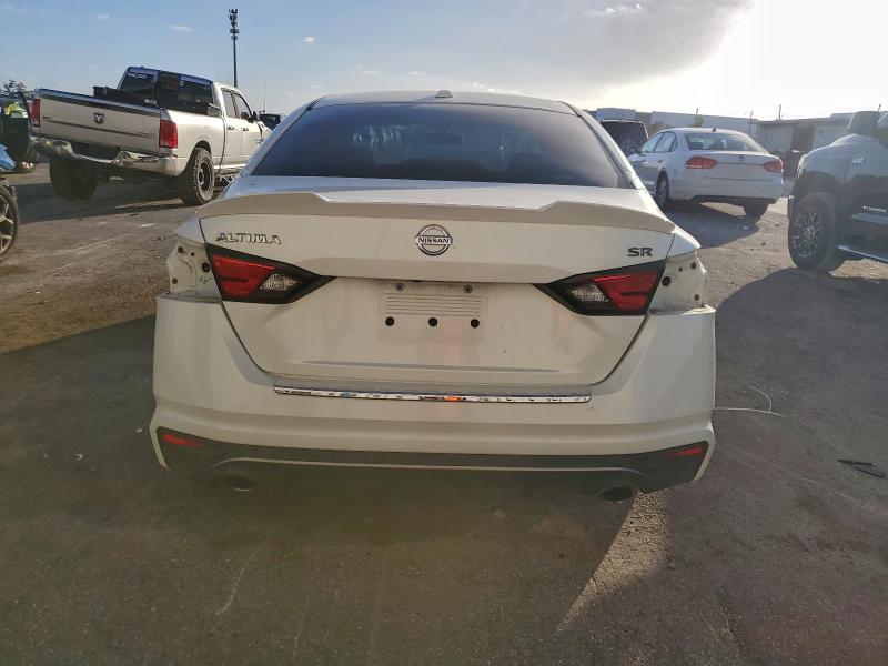 Photo 6 from auction – 2019 NISSAN ALTIMA SR with VIN 1N4BL4CVXKC211549