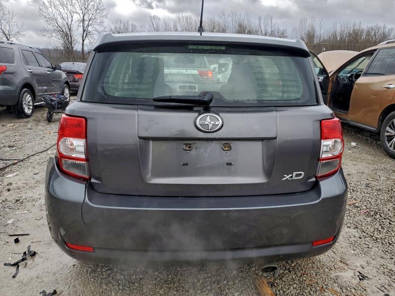 Photo 6 from auction – 2014 TOYOTA SCION XD with VIN JTKKUPB45E1039330