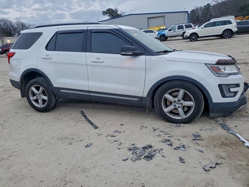 Photo 4 from auction – 2016 FORD EXPLORER with VIN 1FM5K8DH2GGC96781