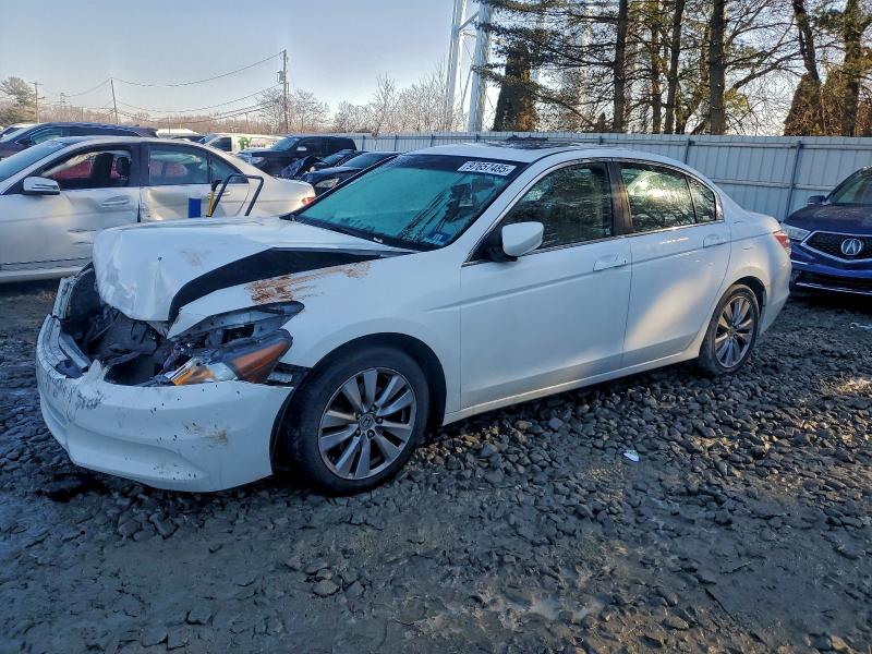 Photo 1 from auction – 2011 HONDA ACCORD EXL with VIN 1HGCP2F85BA095025