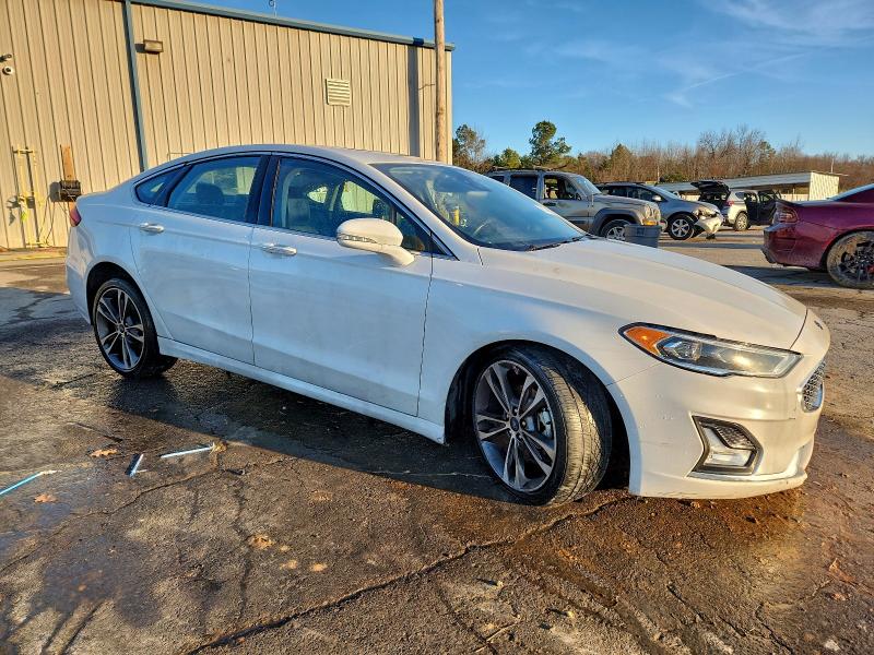 Photo 4 from auction – 2020 FORD FUSION TIT with VIN 3FA6P0D95LR133832