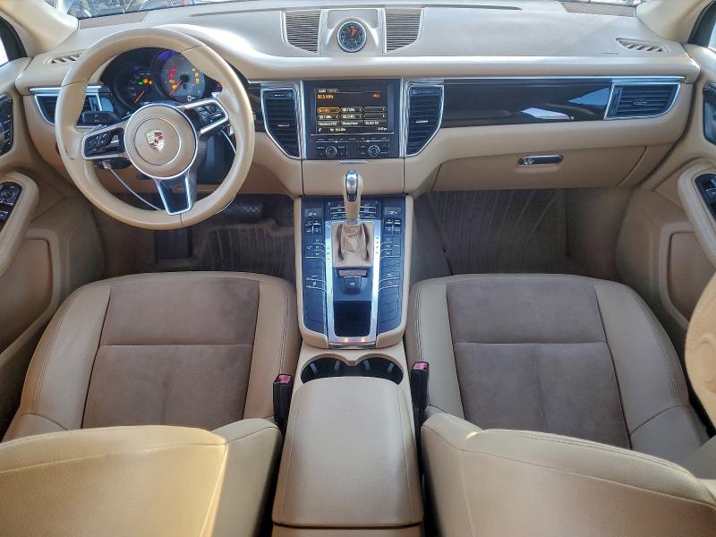 Photo 8 from auction – 2016 PORSCHE MACAN S with VIN WP1AB2A55GLB47538