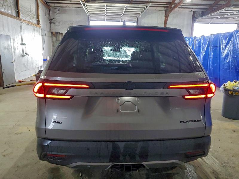 Photo 6 from auction – 2025 TOYOTA GRAND HIGH with VIN 5TDAAAB54SS094612