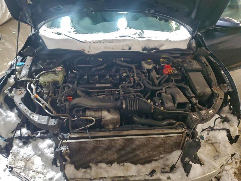 Photo 11 from auction – 2018 HONDA CIVIC EX with VIN 2HGFC1E30JH643165