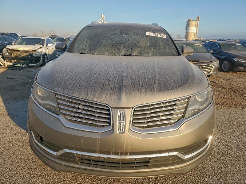 Photo 5 from auction – 2017 LINCOLN MKX RESERV with VIN 2LMPJ8LR3HBL34344