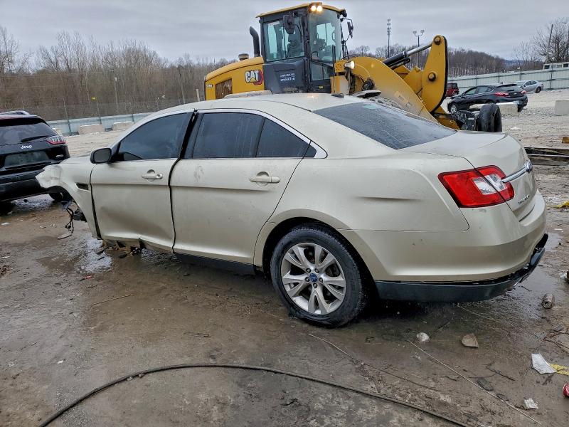 Photo 2 from auction – 2010 FORD TAURUS SEL with VIN 1FAHP2EWXAG128882